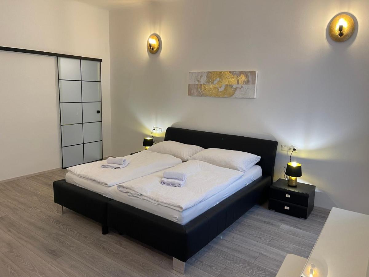 Fancy Apartment In The City Center Wenen Buitenkant foto